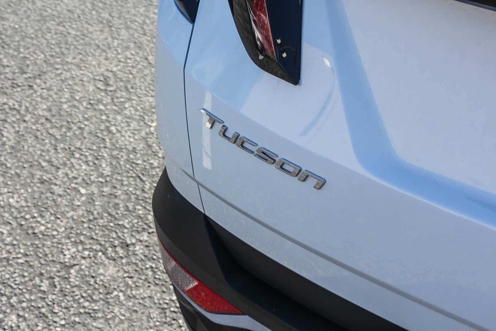 Thumbnail: 2023 Hyundai Tucson - 9