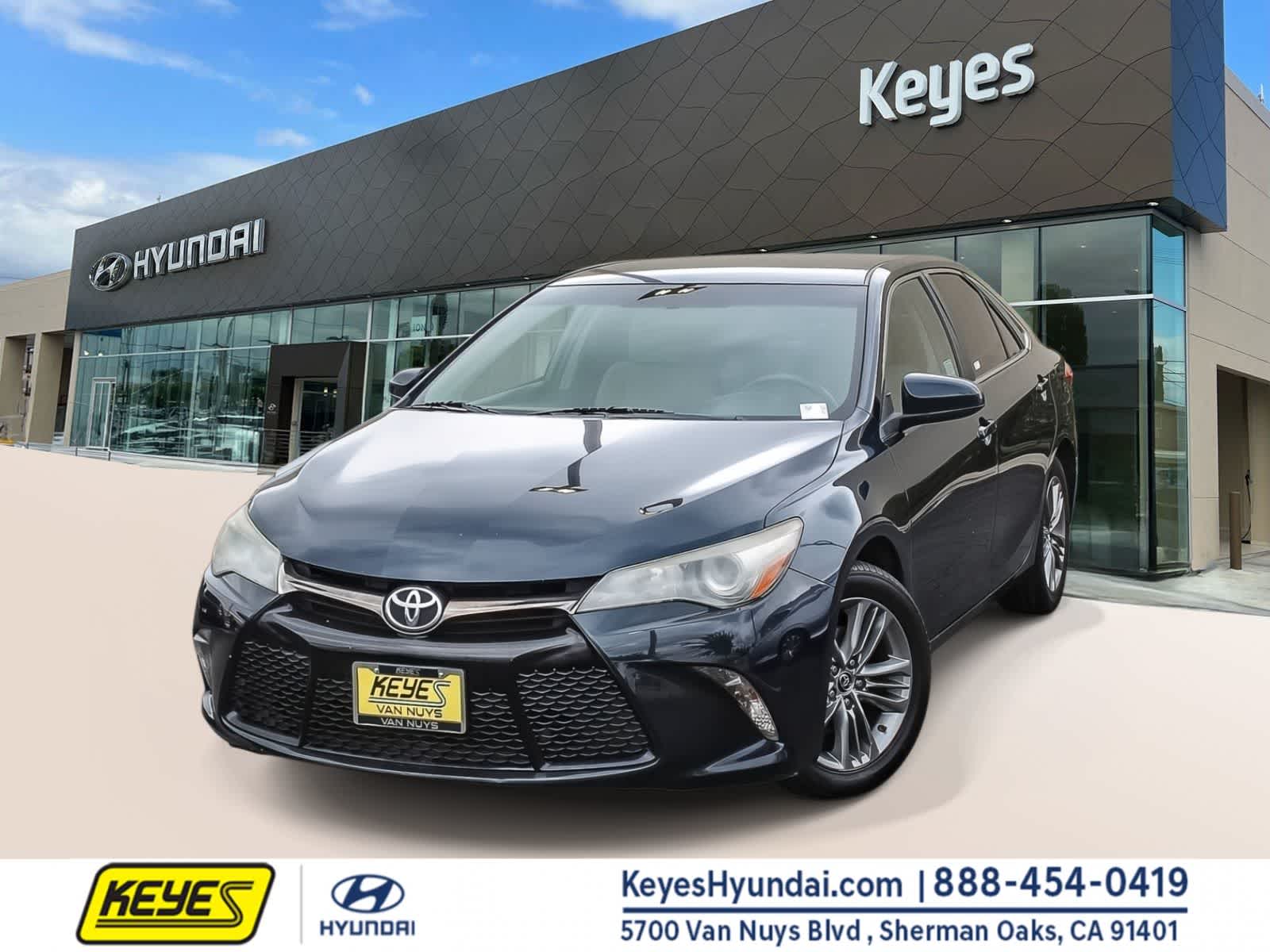 2015 Toyota Camry SE -
                  Van Nuys, CA