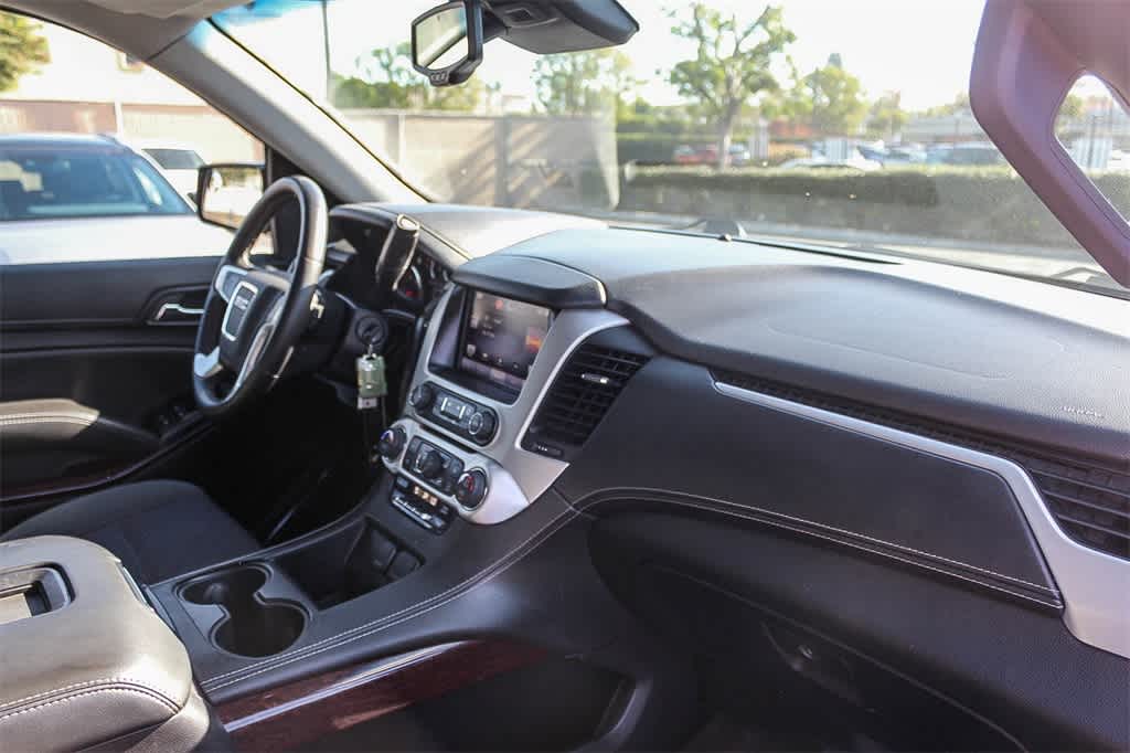 Thumbnail: 2015 GMC Yukon XL - 22