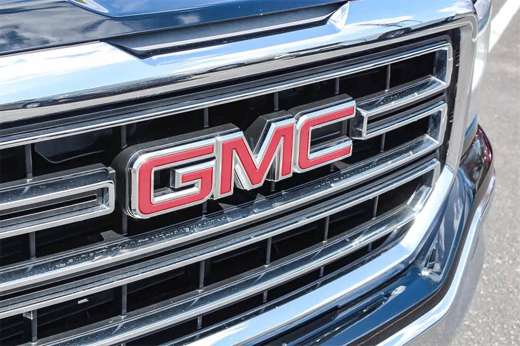 2018 GMC Sierra 1500 SLE 11