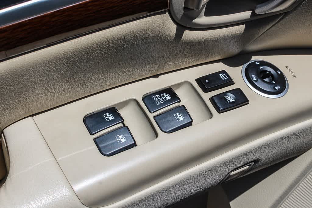 Thumbnail: 2009 Hyundai Santa Fe - 20