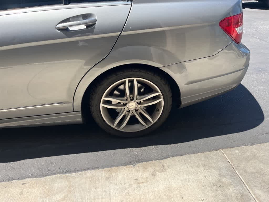 Thumbnail: 2013 Mercedes-Benz C-Class - 9