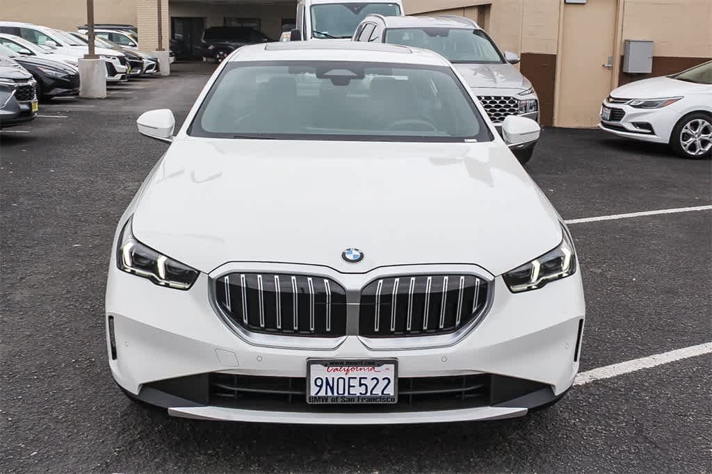 Thumbnail: 2024 BMW 5 Series - 2