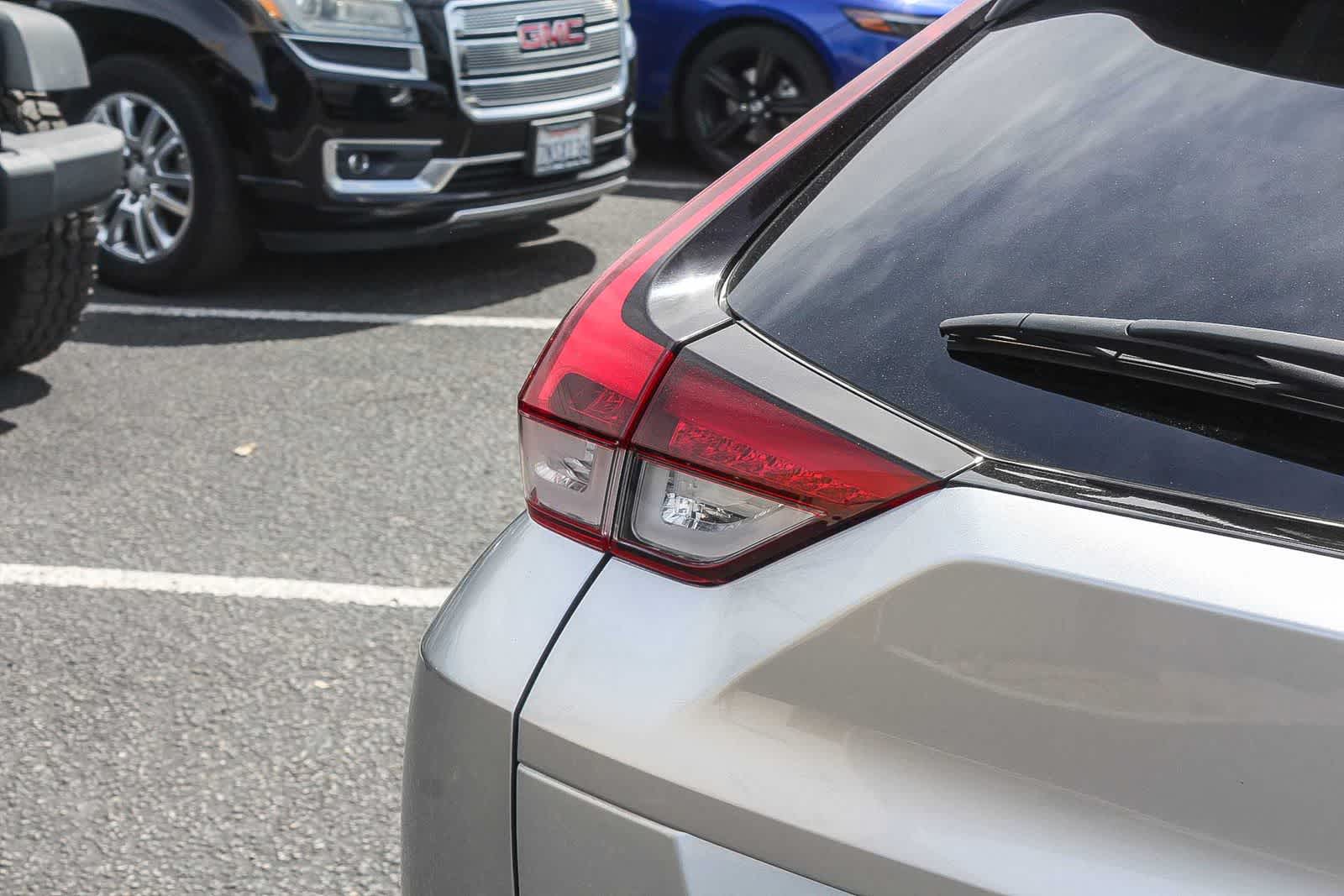 Thumbnail: 2023 Mitsubishi Eclipse Cross - 8