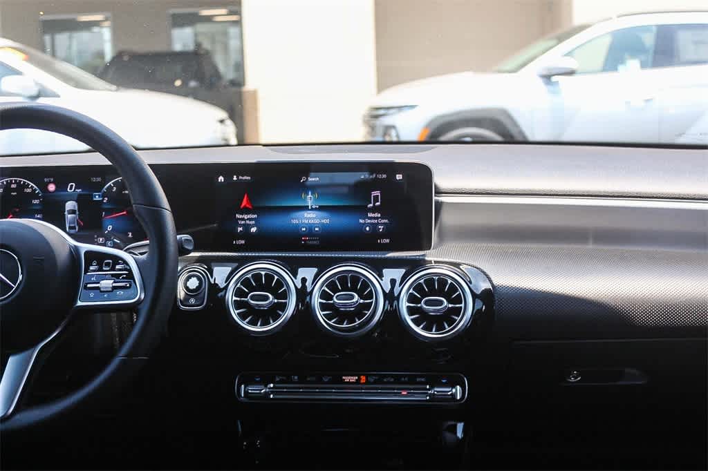 Thumbnail: 2019 Mercedes-Benz A-Class - 13