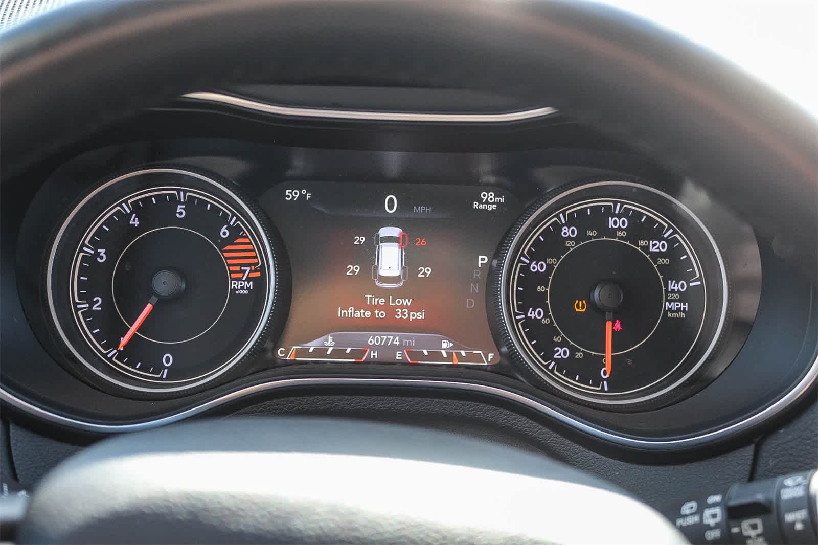 Thumbnail: 2019 Jeep Cherokee - 28