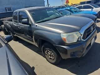 Thumbnail: 2013 Toyota Tacoma - 3
