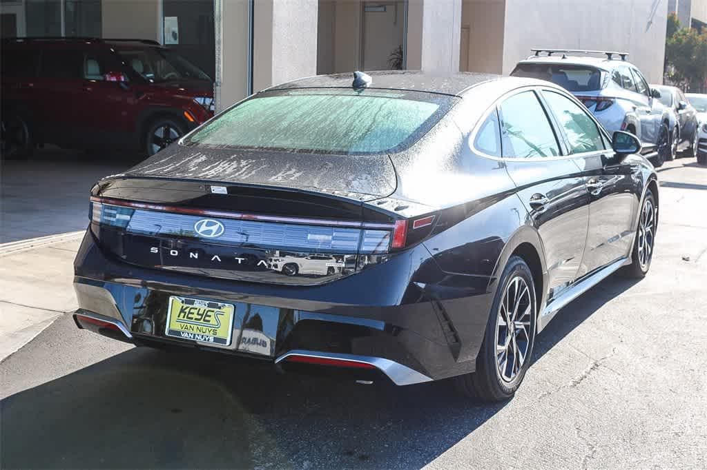 Thumbnail: 2025 Hyundai Sonata - 4