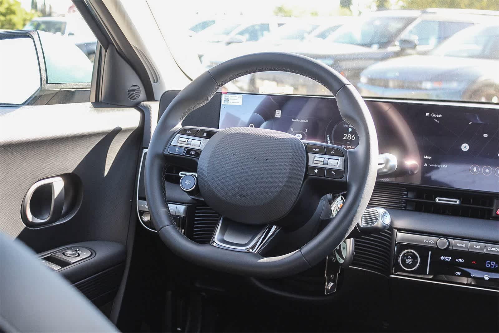 Thumbnail: 2026 Hyundai Ioniq 5 - 22