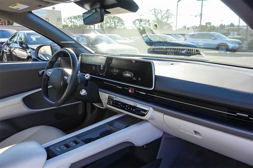 Thumbnail: 2024 Hyundai Ioniq 6 - 16