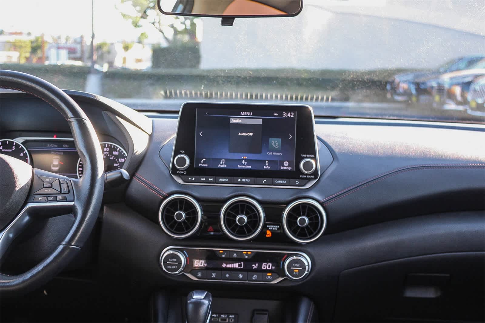 Thumbnail: 2023 Nissan Sentra - 18