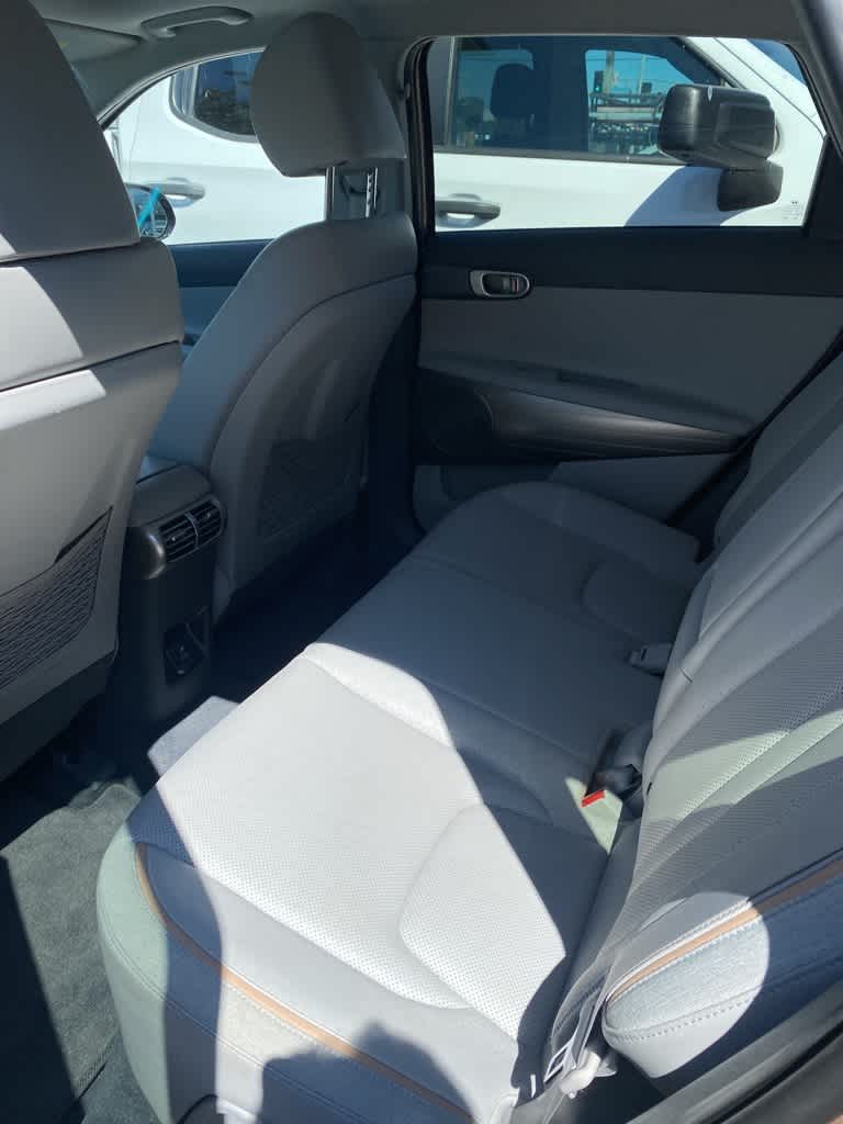 Thumbnail: 2021 Hyundai Nexo - 4