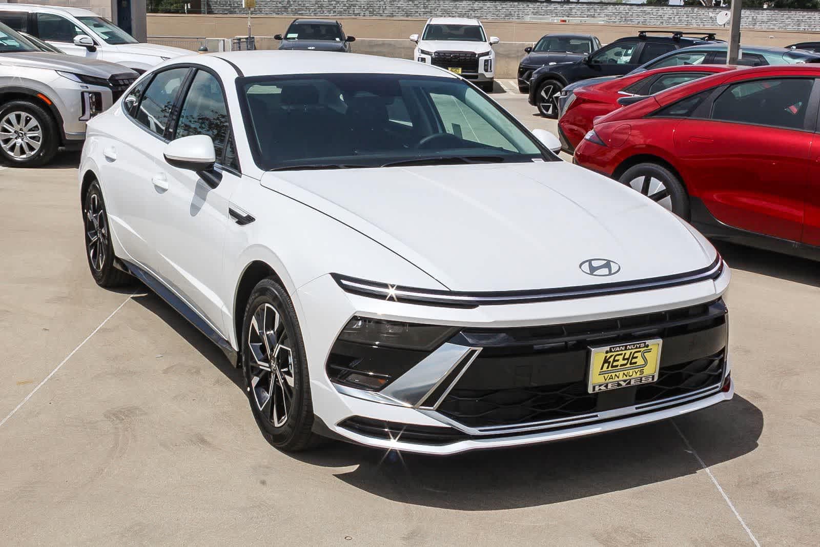 Thumbnail: 2025 Hyundai Sonata - 3