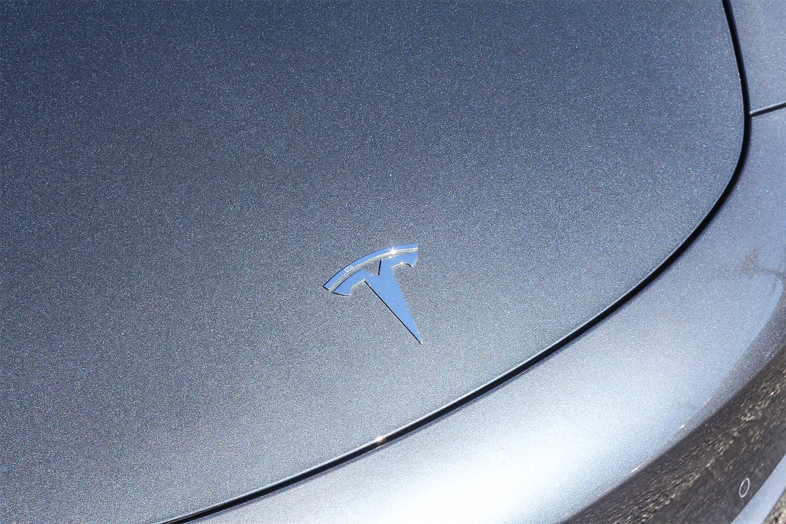 Thumbnail: 2020 Tesla Model 3 - 16