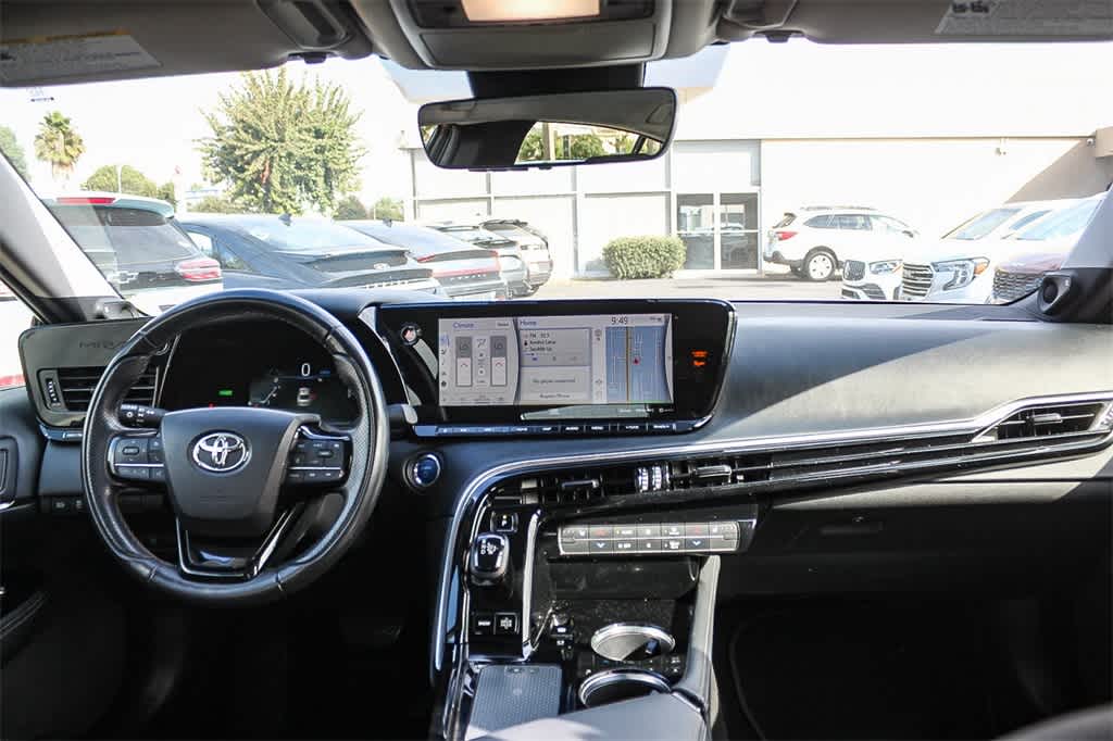 Thumbnail: 2021 Toyota Mirai - 12