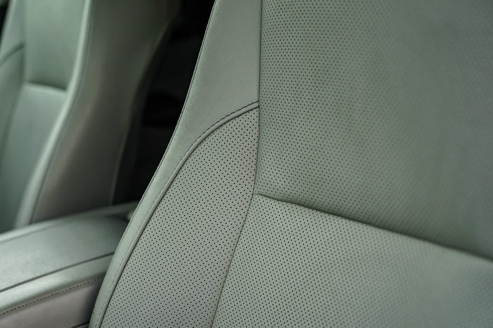 Thumbnail: 2017 Toyota Highlander - 37