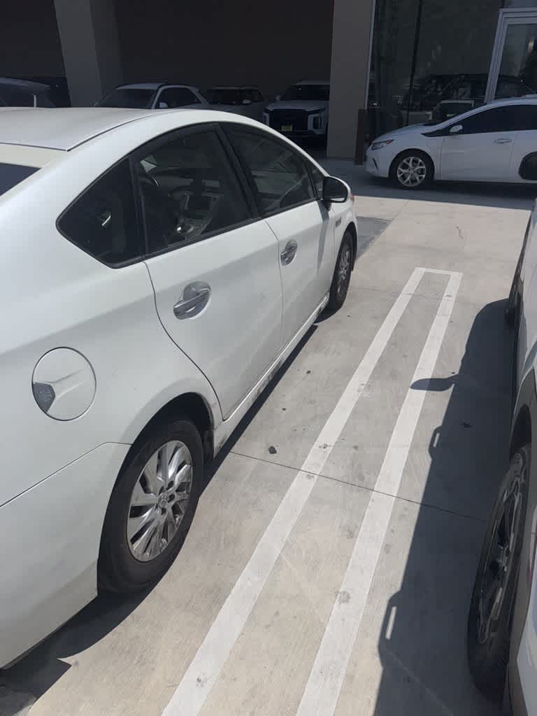 Thumbnail: 2012 Toyota Prius - 7