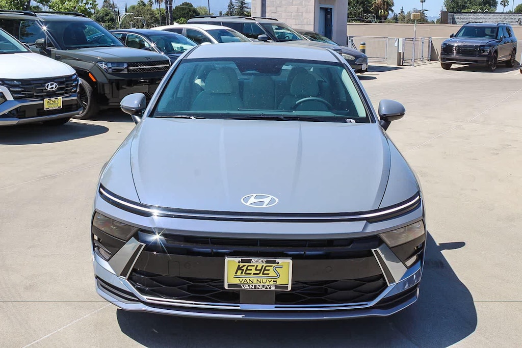 New 2026 Hyundai Sonata SE Sedan