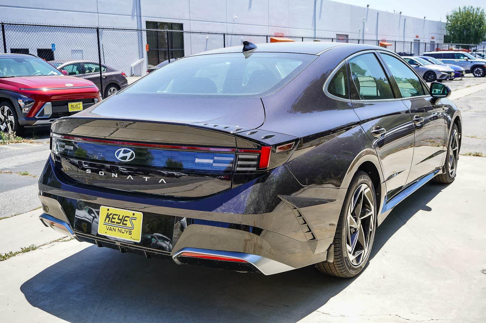 Thumbnail: 2026 Hyundai Sonata - 4