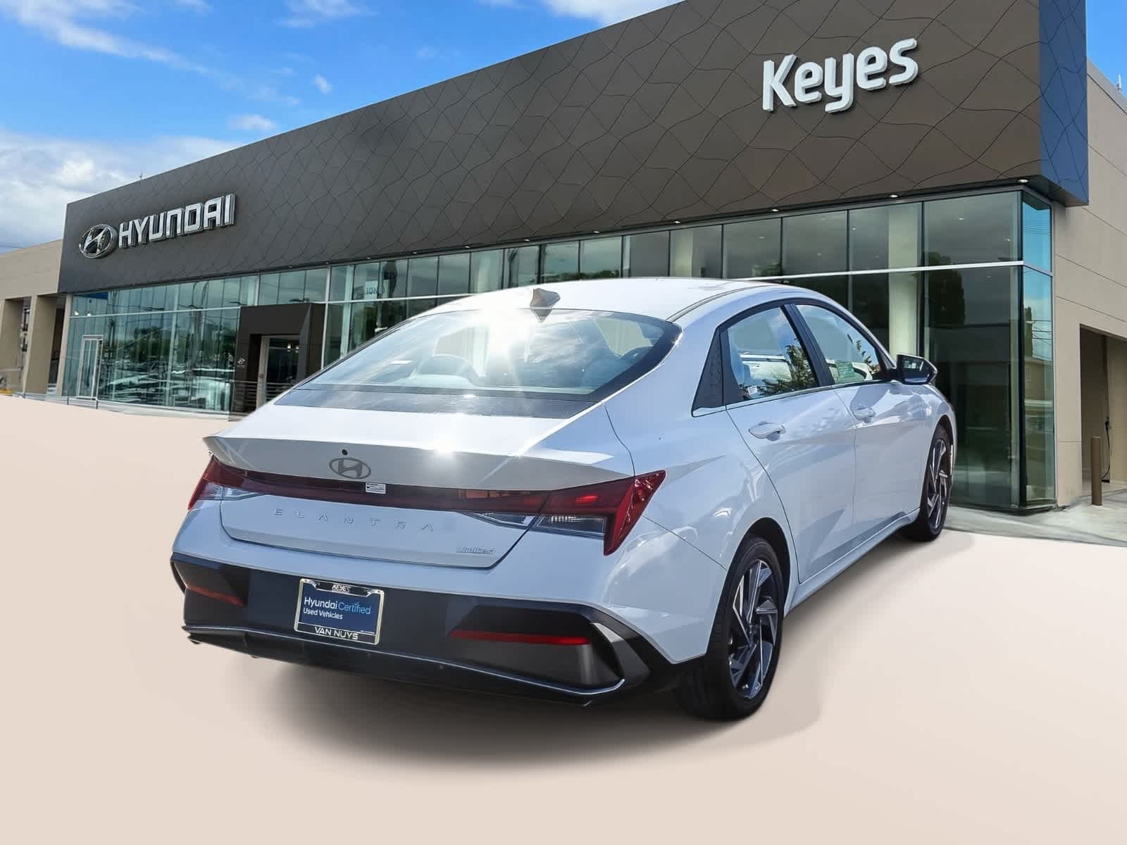 Thumbnail: 2025 Hyundai Elantra - 4