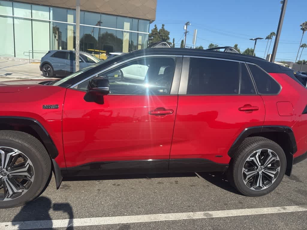 Thumbnail: 2023 Toyota RAV4 - 11