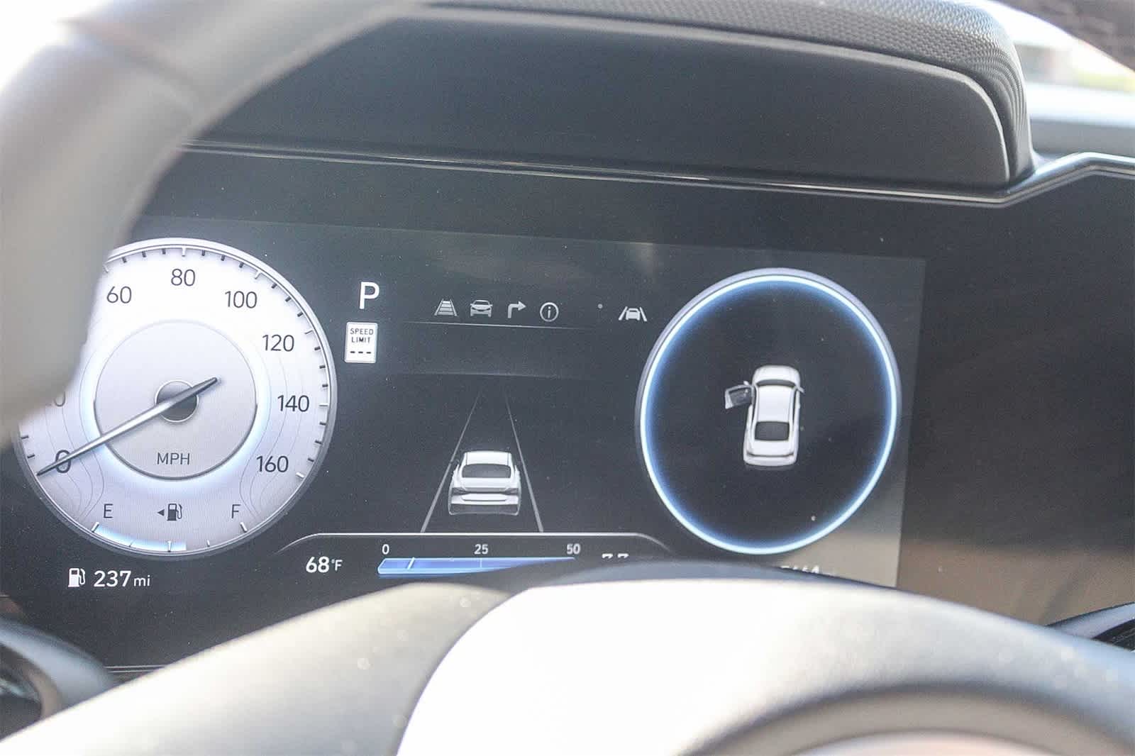 Thumbnail: 2025 Hyundai Elantra - 31