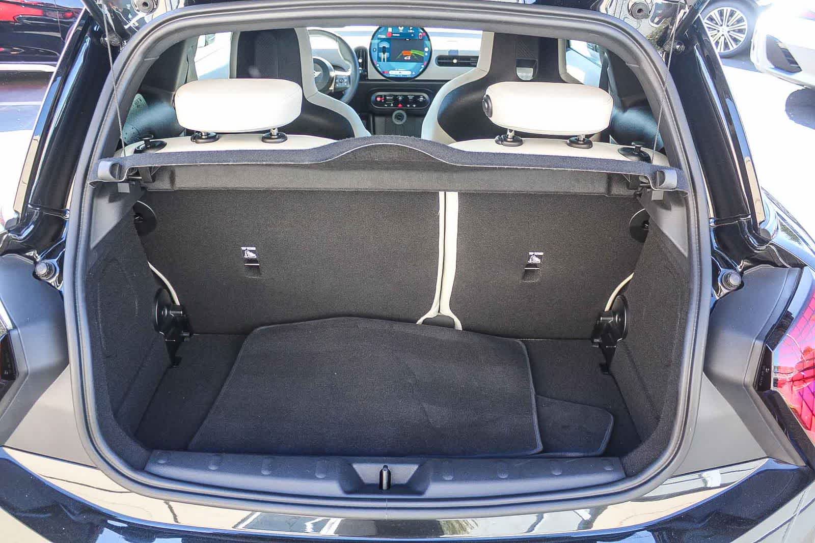 Thumbnail: 2025 MINI Cooper Hardtop - 32