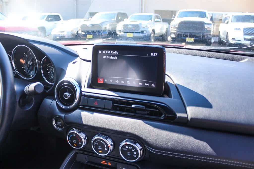 Thumbnail: 2022 Mazda MX-5 Miata - 14