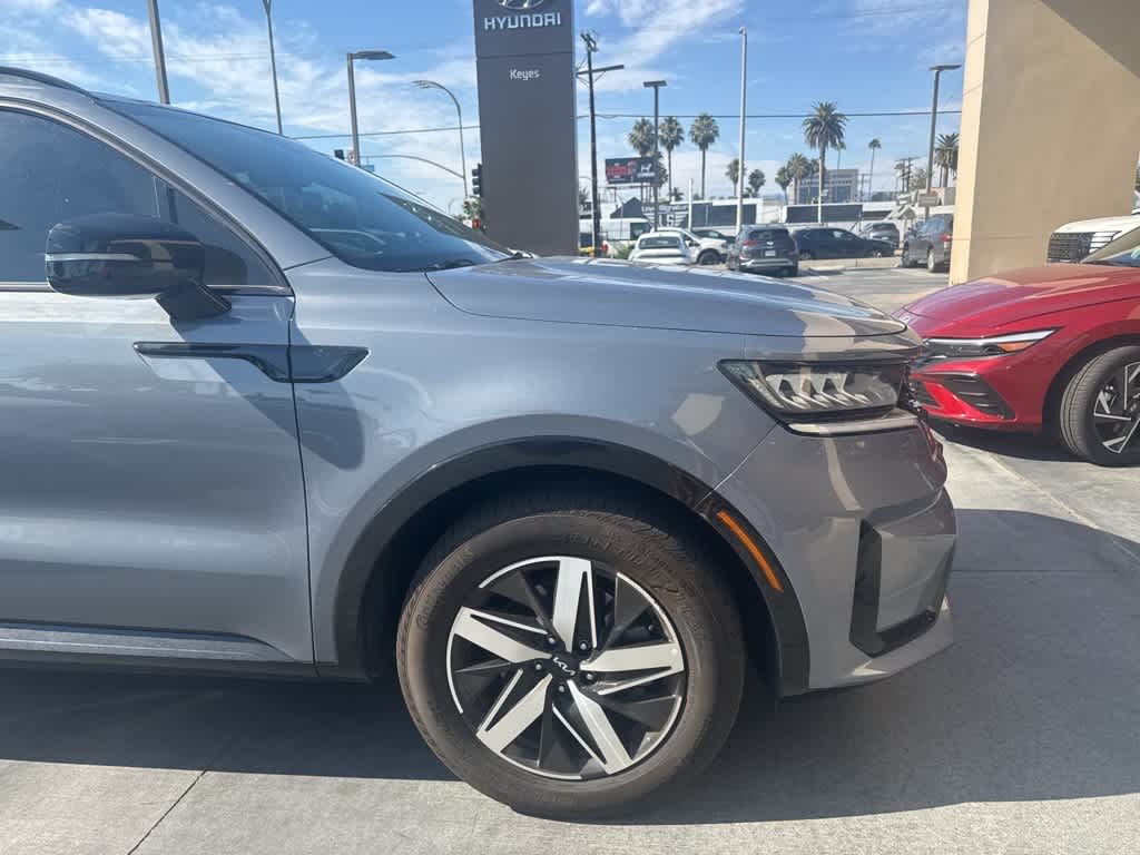 Thumbnail: 2022 Kia Sorento - 14