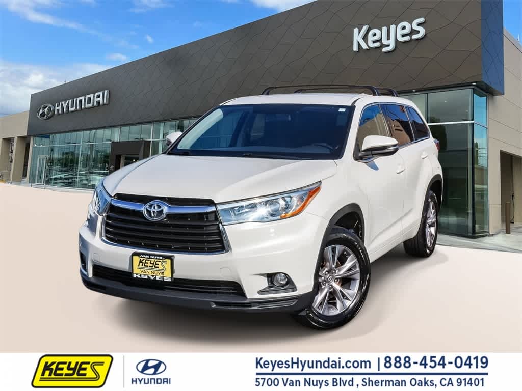 2015 Toyota Highlander Plus -
                  Van Nuys, CA