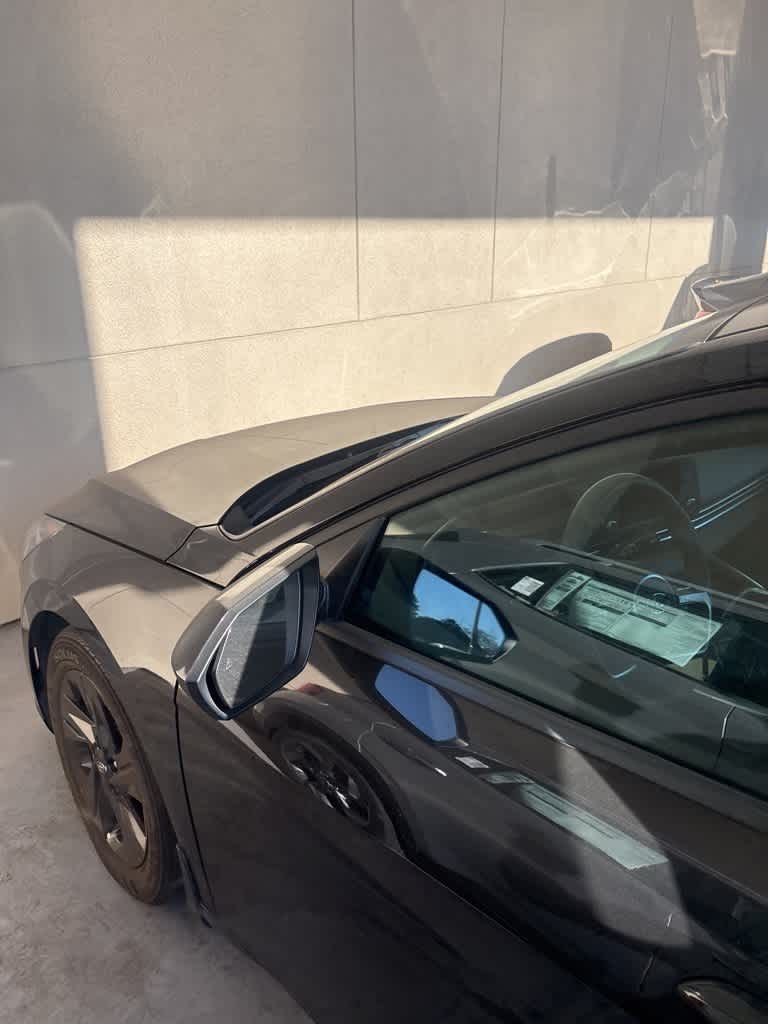 Thumbnail: 2022 Hyundai Elantra - 30