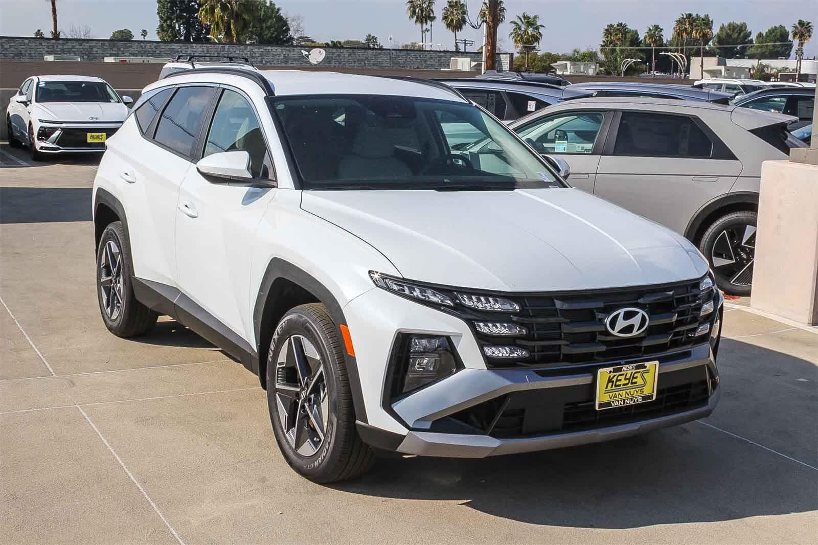 Thumbnail: 2026 Hyundai Tucson - 3