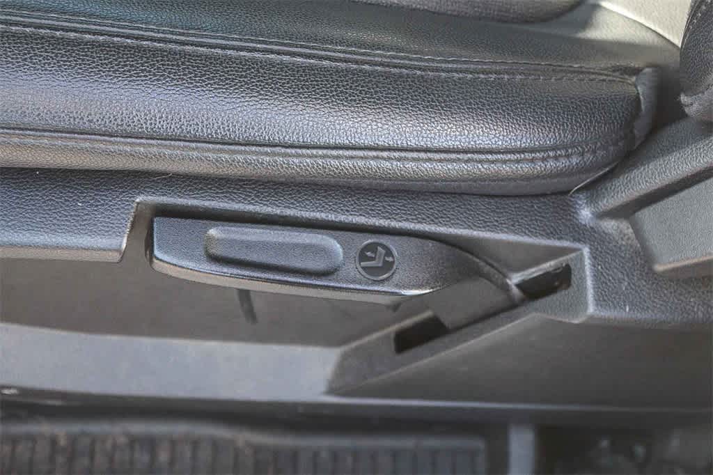 Thumbnail: 2019 Ford Transit Series - 26