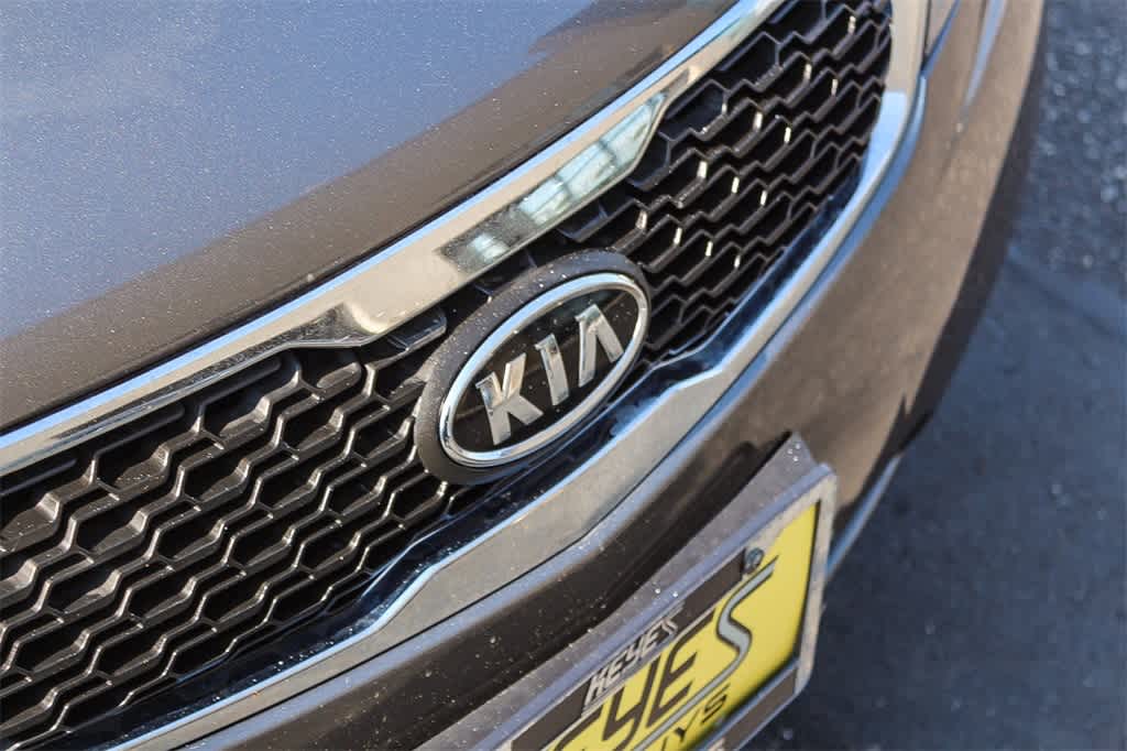 Thumbnail: 2013 Kia Forte - 11