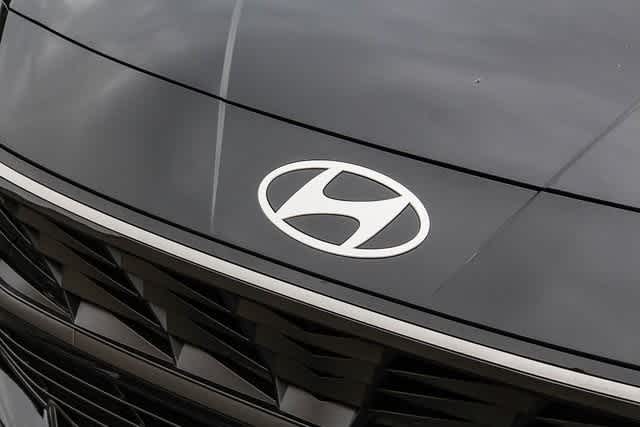 Thumbnail: 2025 Hyundai Elantra - 11