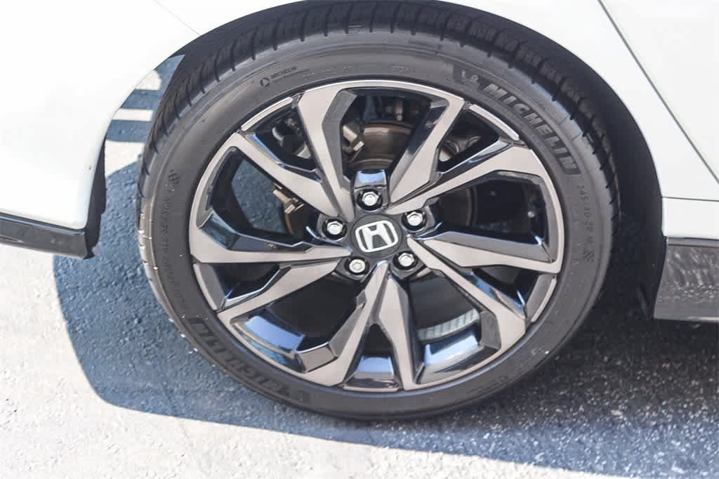 Thumbnail: 2018 Honda Civic - 8