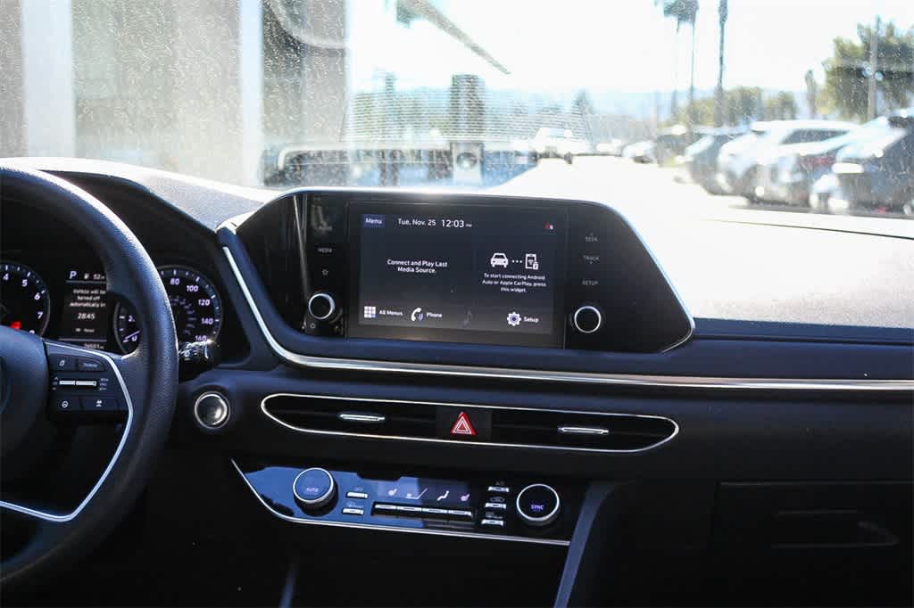 Thumbnail: 2022 Hyundai Sonata - 17