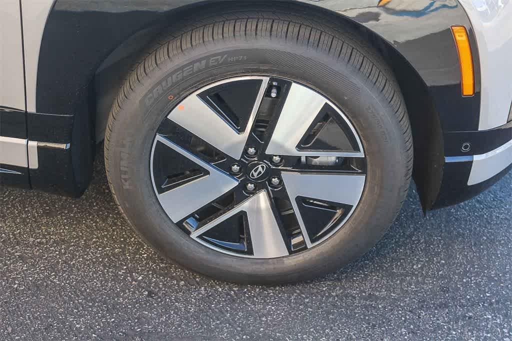 Thumbnail: 2026 Hyundai Ioniq - 11