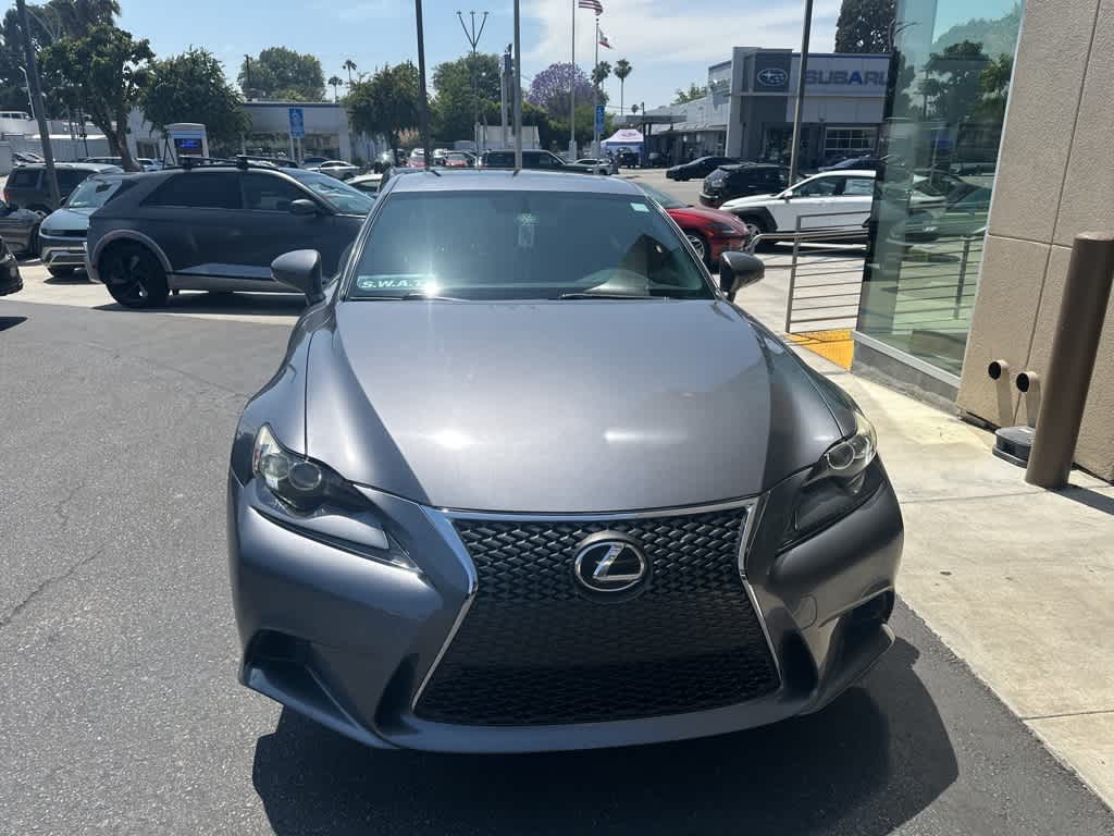2016 Lexus IS 200t 2