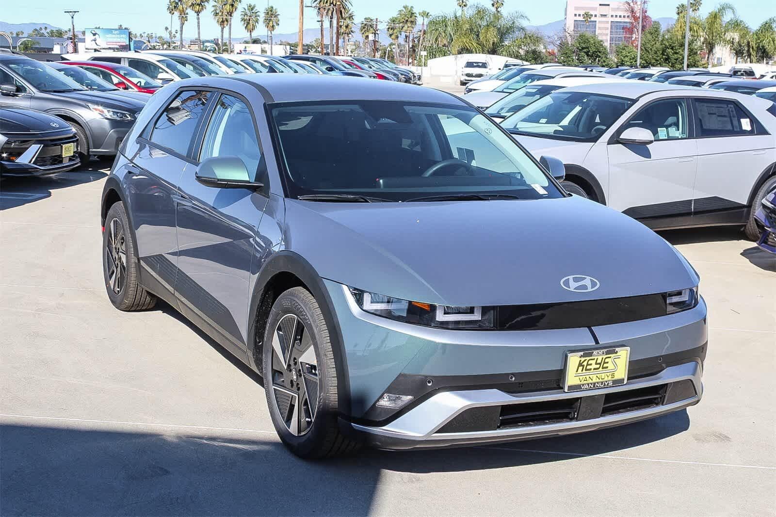 Thumbnail: 2026 Hyundai Ioniq 5 - 3