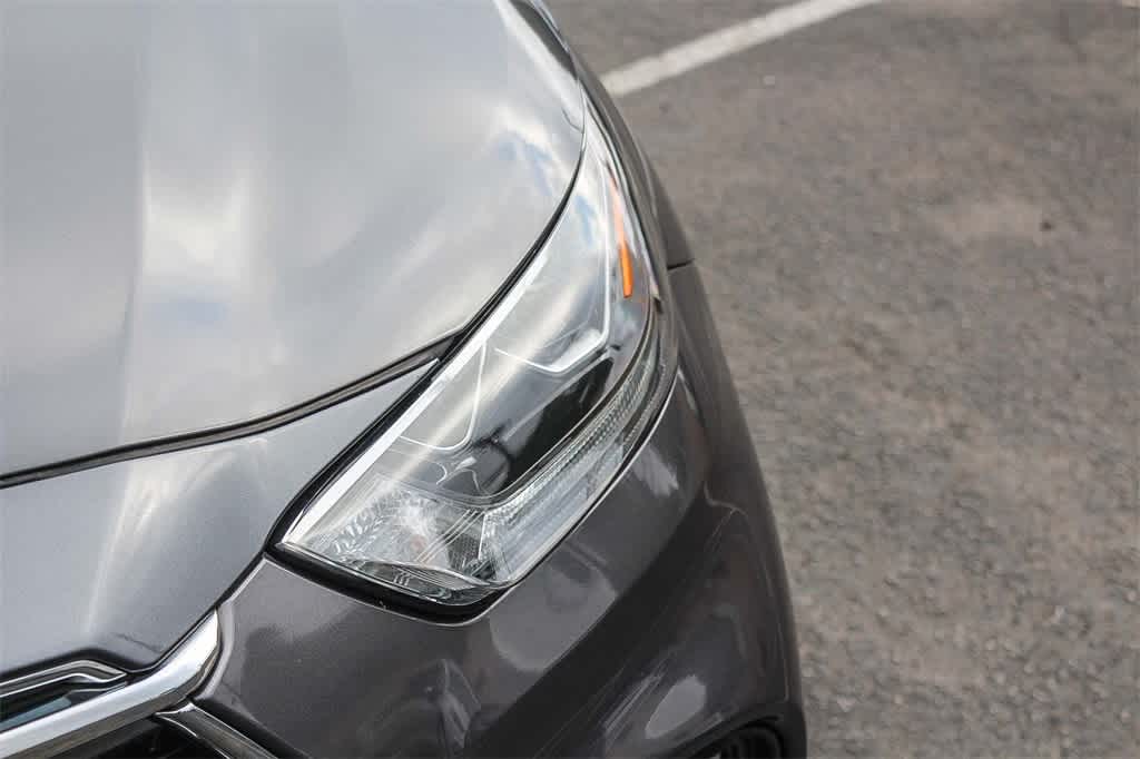 Thumbnail: 2022 Toyota Highlander - 10