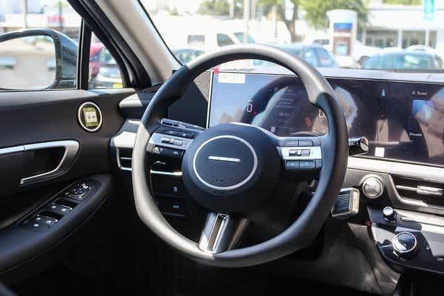 Thumbnail: 2025 Hyundai Sonata - 21