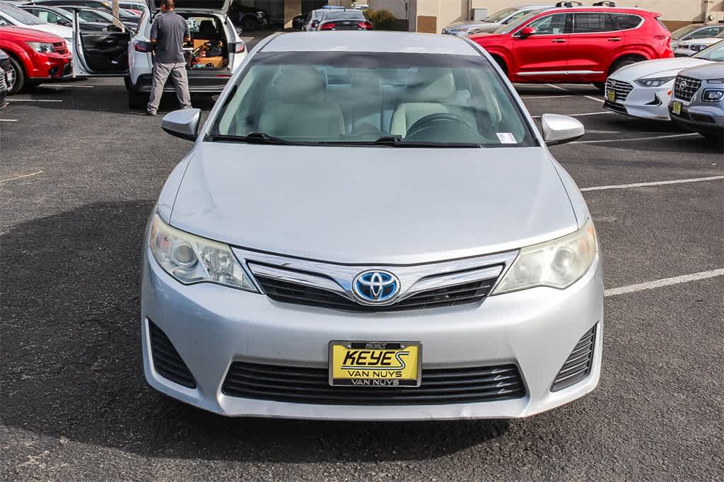 2013 Toyota Camry Hybrid LE photo 2