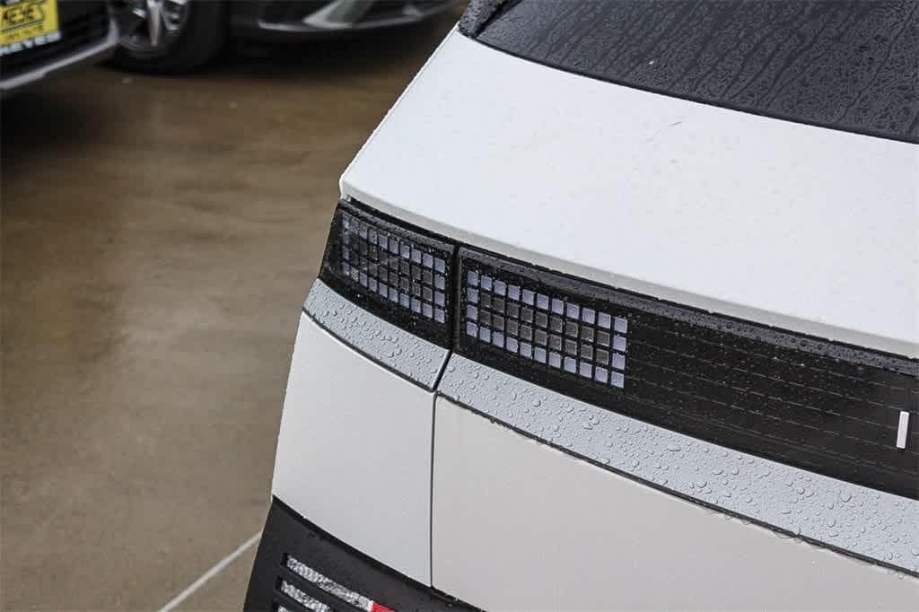 Thumbnail: 2026 Hyundai Ioniq 5 - 8