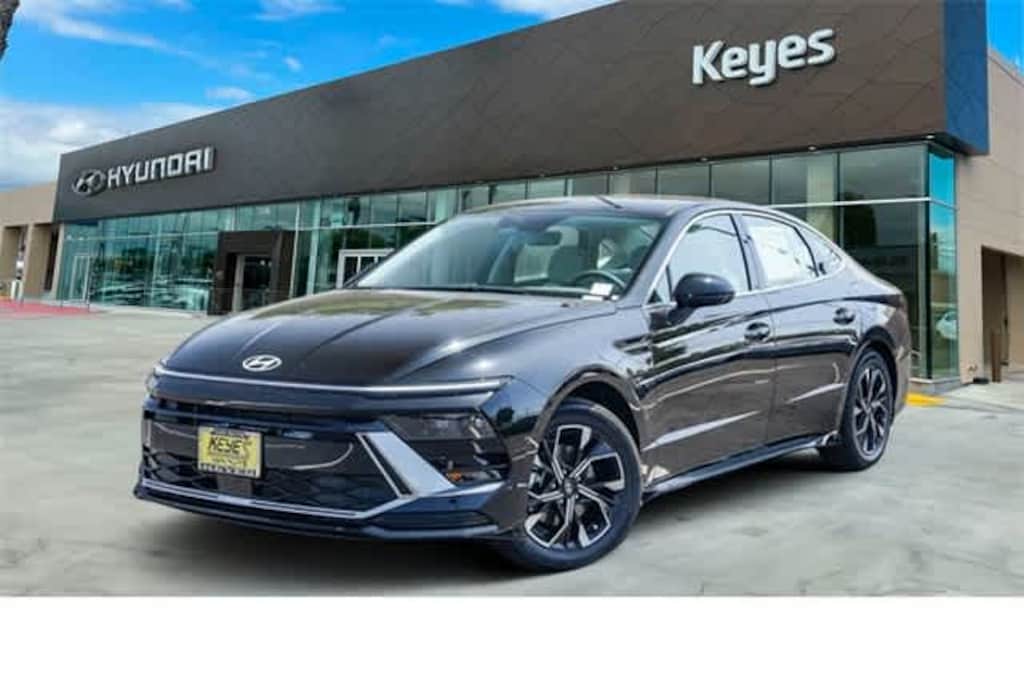 Used 2024 Hyundai Sonata SEL Sedan