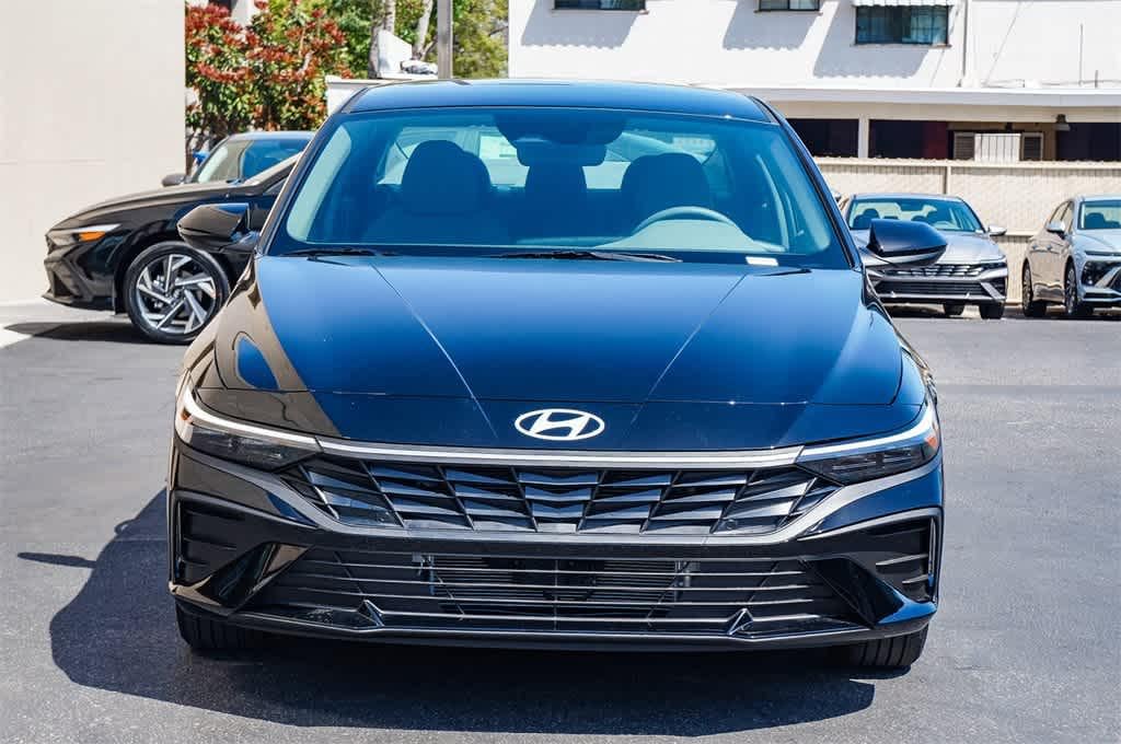 Thumbnail: 2025 Hyundai Elantra - 6