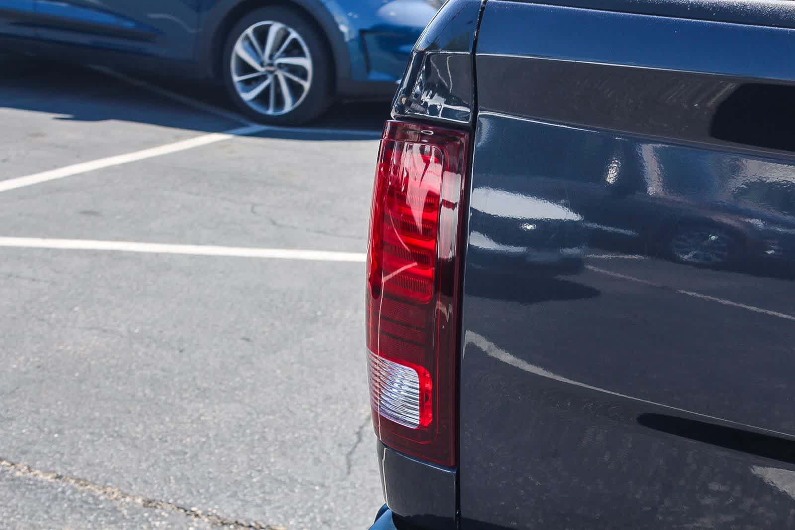 Thumbnail: 2020 RAM 1500 Classic - 8