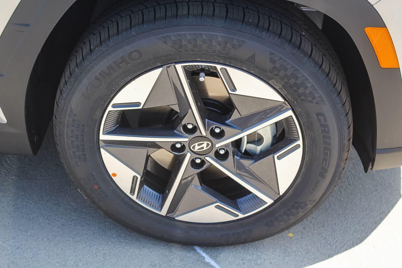 Thumbnail: 2026 Hyundai Tucson - 12