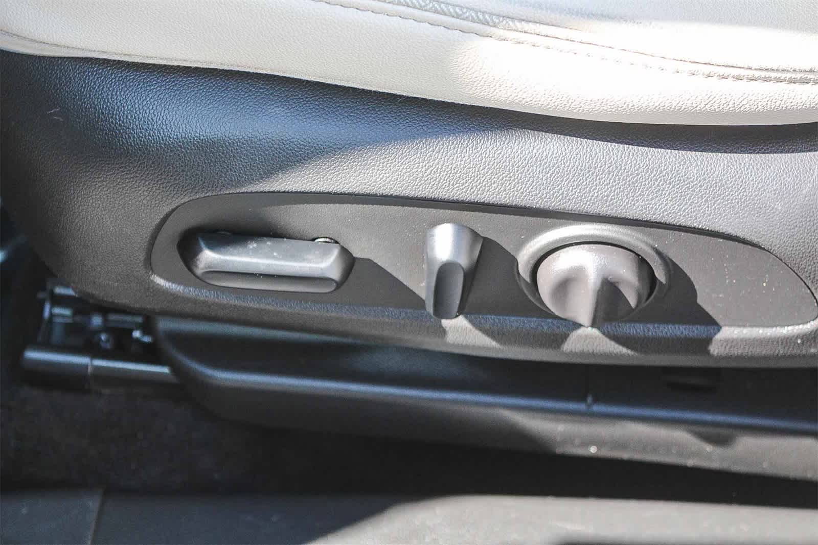 Thumbnail: 2023 Buick Encore GX - 28