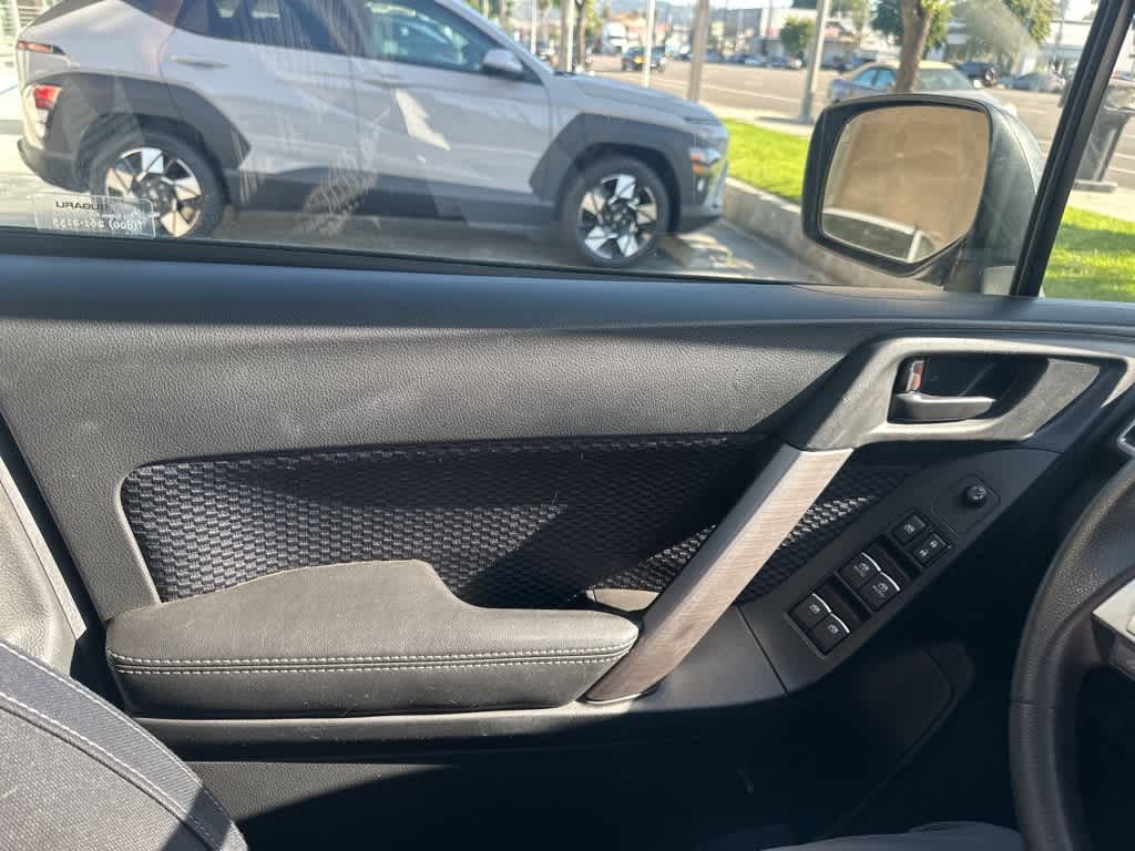 2017 Subaru Forester 2.5i 21